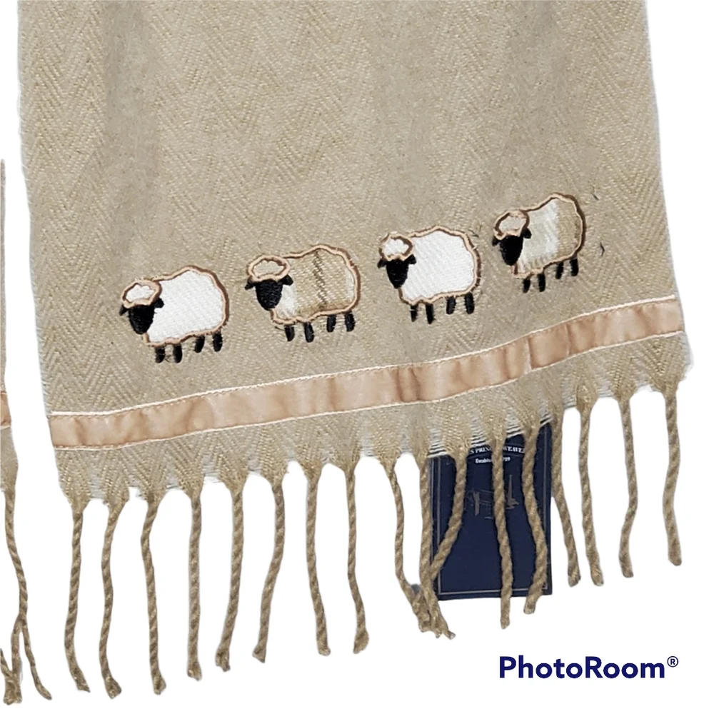 NWT James Pringle Weavers fringe scarf embroidered sheep‎ tan